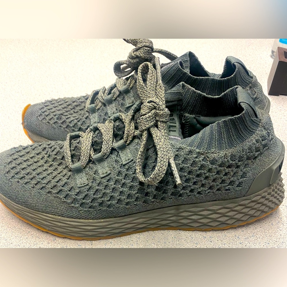 No Bull Dark Grey knit runners